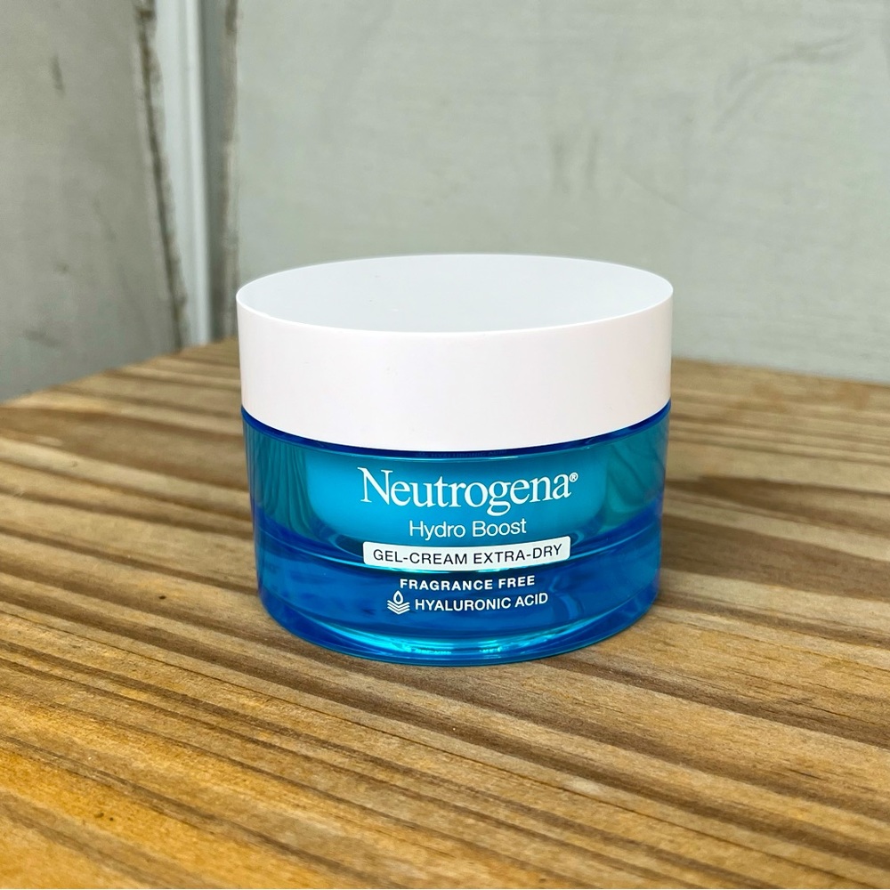 Discontinued Neurogrena Hydro Boost Gel-Cream for Extra-Dry Skin